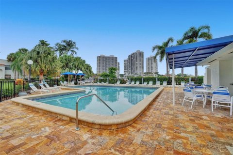 Снять в аренду кондоминиум в Авентура, Флорида 1 спальня, 86.03м2, № 1952846 - фото 14