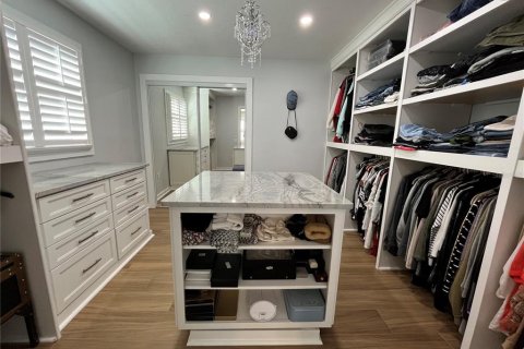 Купить виллу или дом в Венеция, Флорида 11 комнат, 251.3м2, № 2101111 - фото 9