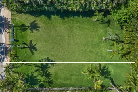 Land in Golden Beach, Florida № 2069840 - photo 4