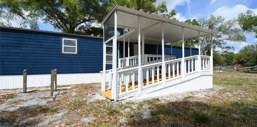 Apartment in Old Town, Florida 3 bedrooms, 112.97 sq.m. № 2211113