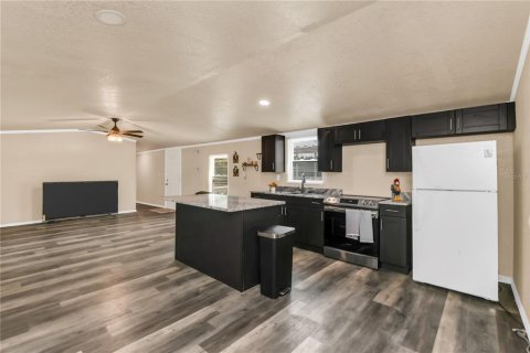 Apartment in Old Town, Florida 3 bedrooms, 112.97 sq.m. № 2211113 - photo 6