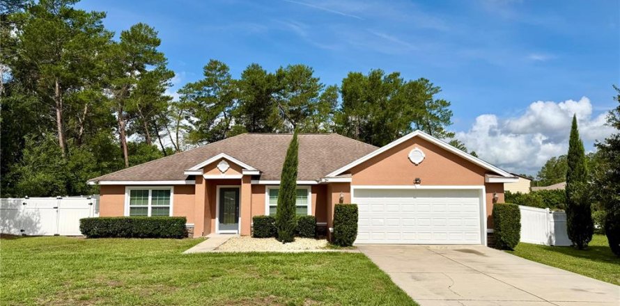 Casa en Ocala, Florida 4 dormitorios, 191.47 m2 № 2155980