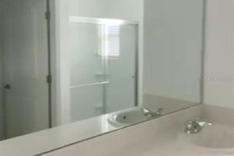House in Kissimmee, Florida 3 bedrooms, 195.09 sq.m. № 1554508 - photo 9