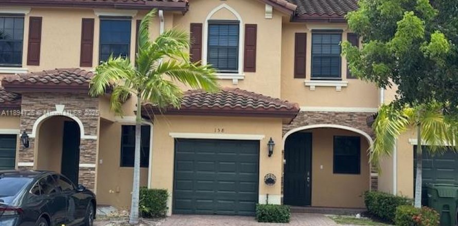 Touwnhouse à Homestead, Floride 3 chambres, 130.81 m2 № 1948103