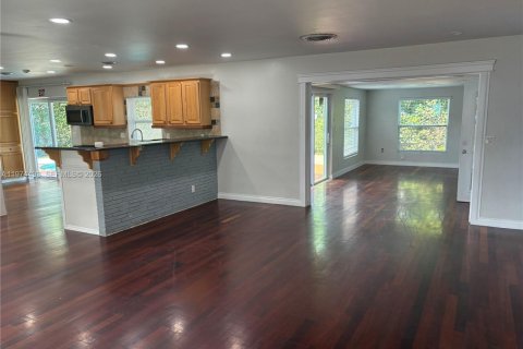 Casa en alquiler en Hollywood, Florida, 3 dormitorios, 134.34 m2 № 2041250 - foto 5