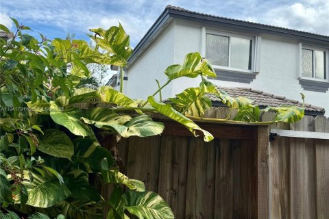 Townhouse in Homestead, Florida 2 bedrooms, 127.28 sq.m. № 1998962 - photo 23