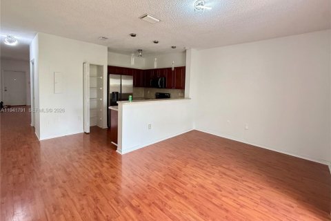 Townhouse in Homestead, Florida 2 bedrooms, 127.28 sq.m. № 1998962 - photo 5