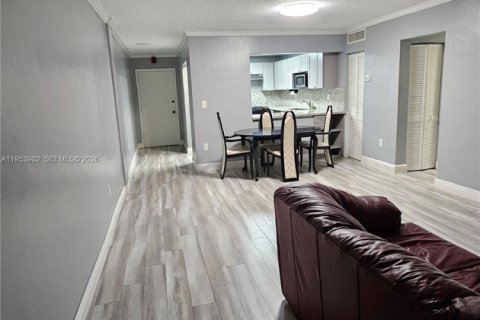 Снять в аренду кондоминиум в Хайалиа, Флорида 2 спальни, 121.61м2, № 2009934 - фото 9