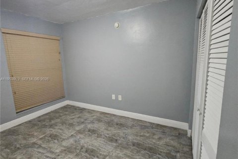 Снять в аренду кондоминиум в Хайалиа, Флорида 2 спальни, 121.61м2, № 2009934 - фото 12