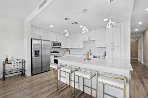 Copropriété à vendre à Sarasota, Floride: 1 chambre, 123.75 m2 № 2306066 - photo 13