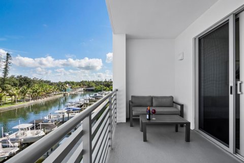 Copropriété à vendre à Sarasota, Floride: 1 chambre, 123.75 m2 № 2306066 - photo 12