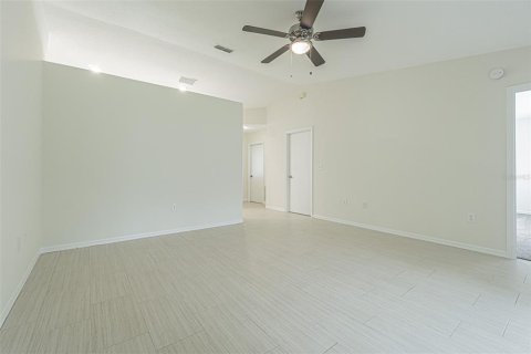 Villa ou maison à vendre à San Antonio, Floride: 2 chambres, 104.42 m2 № 1751270 - photo 9