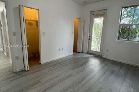 Adosado en alquiler en Homestead, Florida, 4 dormitorios, 160.54 m2 № 2054843 - foto 19