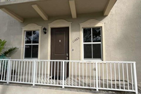 Adosado en alquiler en Homestead, Florida, 4 dormitorios, 160.54 m2 № 2054843 - foto 3