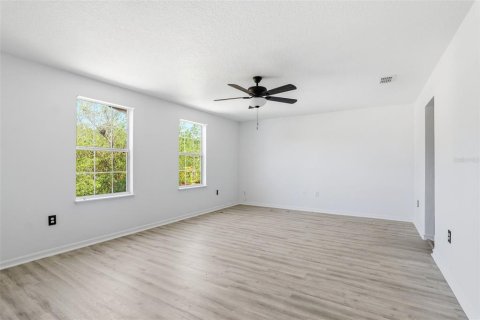 House in West Melbourne, Florida 5 bedrooms, 339.56 sq.m. № 2102814 - photo 4