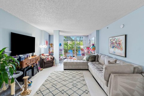 Condo in Boca Raton, Florida, 2 bedrooms  № 2251495 - photo 10