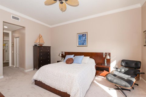 Condo in St. Lucie, Florida, 2 bedrooms № 2077455 - photo 24