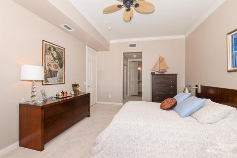Condo in St. Lucie, Florida, 2 bedrooms № 2077455 - photo 25