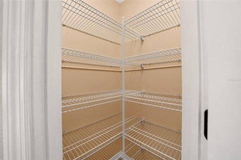 Купить виллу или дом в Окала, Флорида 6 комнат, 206.24м2, № 2406998 - фото 12