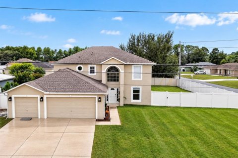 Casa en Ocala, Florida 5 dormitorios, 206.24 m2 № 2406998