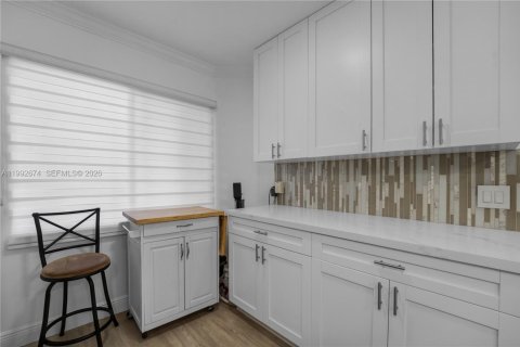 Condominio en venta en Pembroke Pines, Florida, 2 dormitorios, 112.13 m2 № 2057044 - foto 5