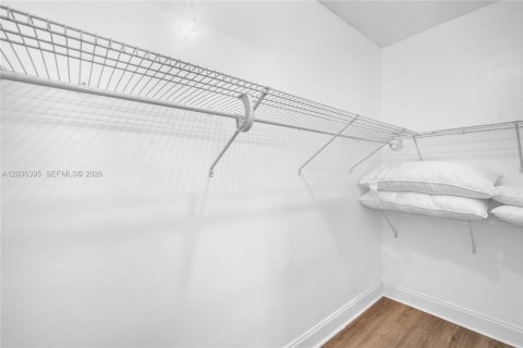 Copropriété à vendre à Hallandale Beach, Floride: 1 chambre, 78.97 m2 № 2089415 - photo 24