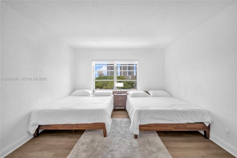 Copropriété à vendre à Hallandale Beach, Floride: 1 chambre, 78.97 m2 № 2089415 - photo 23