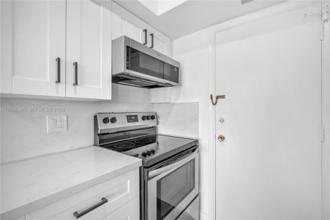 Copropriété à vendre à Hallandale Beach, Floride: 1 chambre, 78.97 m2 № 2089415 - photo 19