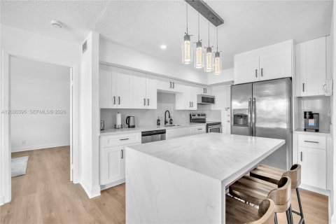 Copropriété à vendre à Hallandale Beach, Floride: 1 chambre, 78.97 m2 № 2089415 - photo 3