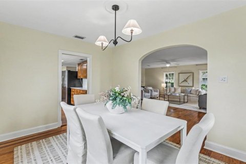 Villa ou maison à vendre à Auburndale, Floride: 4 chambres, 223.43 m2 № 2436705 - photo 16