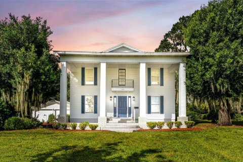 Villa ou maison à Auburndale, Floride 4 chambres, 223.43 m2 № 2436705