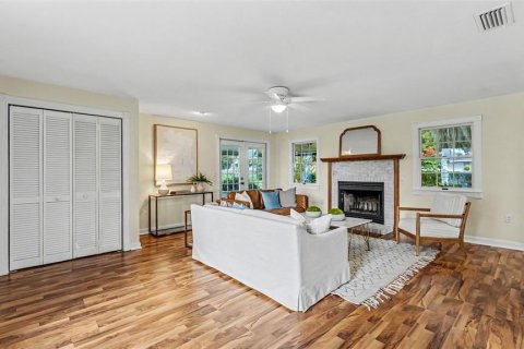 Villa ou maison à vendre à Auburndale, Floride: 4 chambres, 223.43 m2 № 2436705 - photo 25