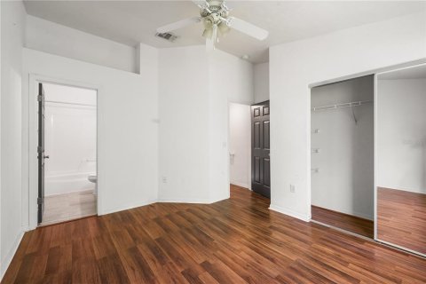 Copropriété à louer à Gainesville, Floride: 2 chambres, 109.25 m2 № 2401144 - photo 15