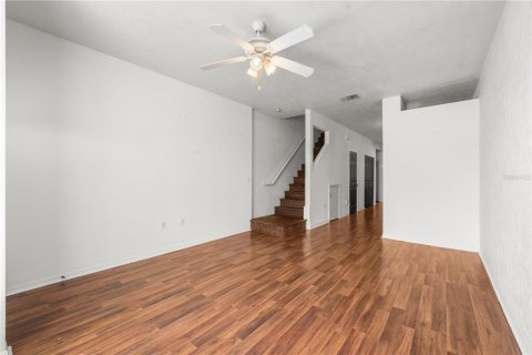 Copropriété à louer à Gainesville, Floride: 2 chambres, 109.25 m2 № 2401144 - photo 12