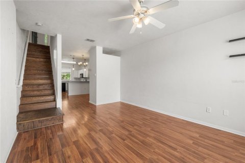 Copropriété à louer à Gainesville, Floride: 2 chambres, 109.25 m2 № 2401144 - photo 13