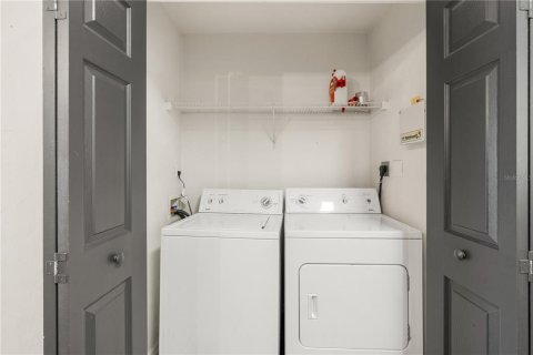 Copropriété à louer à Gainesville, Floride: 2 chambres, 109.25 m2 № 2401144 - photo 9