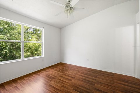 Copropriété à louer à Gainesville, Floride: 2 chambres, 109.25 m2 № 2401144 - photo 16