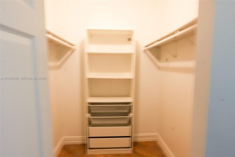 Condo in Aventura, Florida, 3 bedrooms  № 2401566 - photo 13