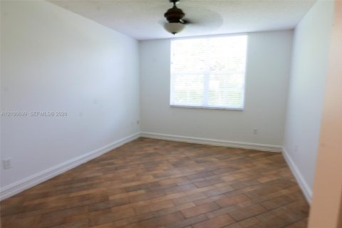 Condo in Aventura, Florida, 3 bedrooms  № 2401566 - photo 9