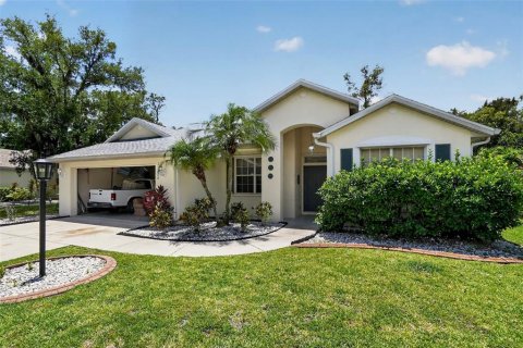 Villa ou maison à Bradenton, Floride 3 chambres, 169.92 m2 № 2091794