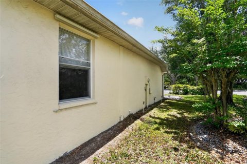 Villa ou maison à vendre à Bradenton, Floride: 3 chambres, 169.92 m2 № 2091794 - photo 8