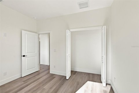 Casa en venta en North Port, Florida, 3 dormitorios, 160.26 m2 № 2391499 - foto 21