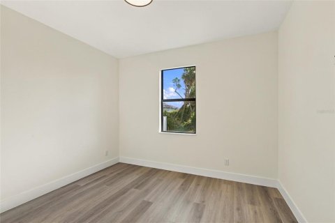 Casa en venta en North Port, Florida, 3 dormitorios, 160.26 m2 № 2391499 - foto 19