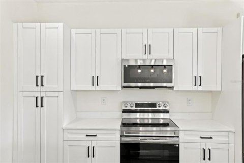 Casa en venta en North Port, Florida, 3 dormitorios, 160.26 m2 № 2391499 - foto 6