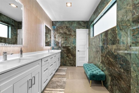 Casa en venta en Coral Gables, Florida, 4 dormitorios, 303.51 m2 № 2056597 - foto 15