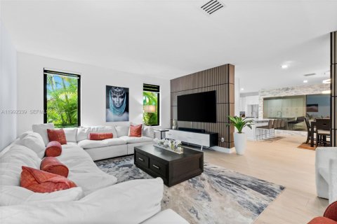 Casa en venta en Coral Gables, Florida, 4 dormitorios, 303.51 m2 № 2056597 - foto 6