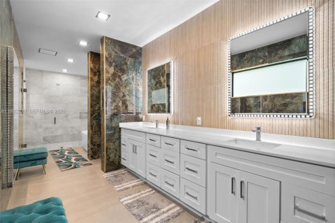 Casa en venta en Coral Gables, Florida, 4 dormitorios, 303.51 m2 № 2056597 - foto 14