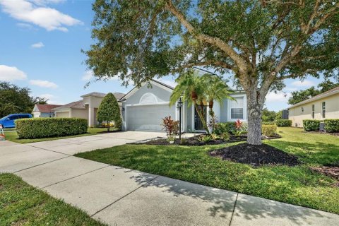 House in Bradenton, Florida 3 bedrooms, 161.28 sq.m. № 2349812 - photo 2