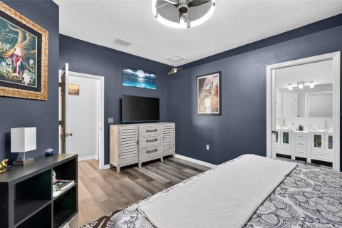 House in Bradenton, Florida 3 bedrooms, 161.28 sq.m. № 2349812 - photo 29