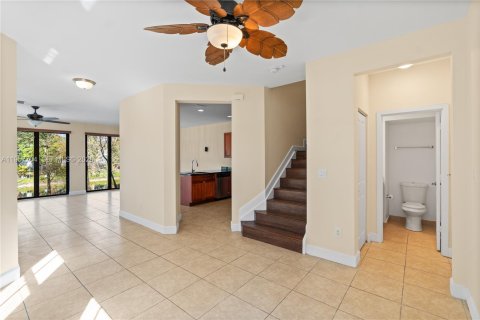 Villa ou maison à vendre à Tamarac, Floride: 4 chambres, 193.05 m2 № 2025048 - photo 7